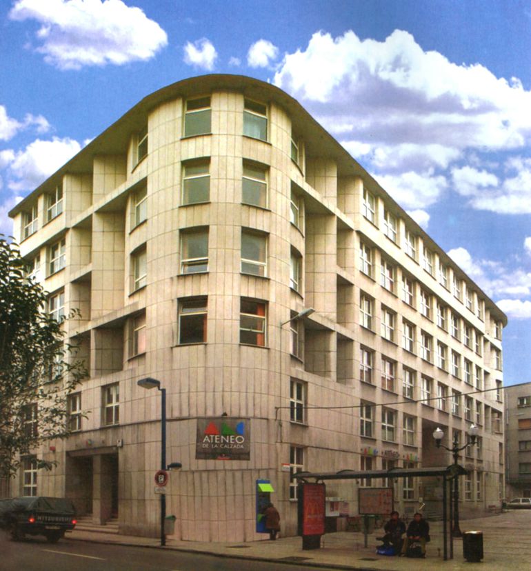 bazar-ateneo-en-gijon-asturias