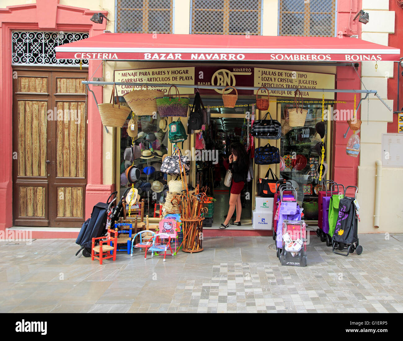 bazar-todo-hogar-en-maria-almeria