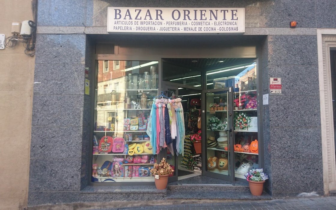 general-bazar-oriente-en-zaragoza-zaragoza