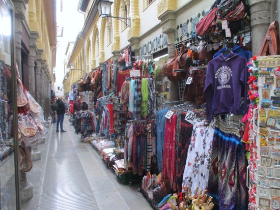 super-bazar-en-granada-granada