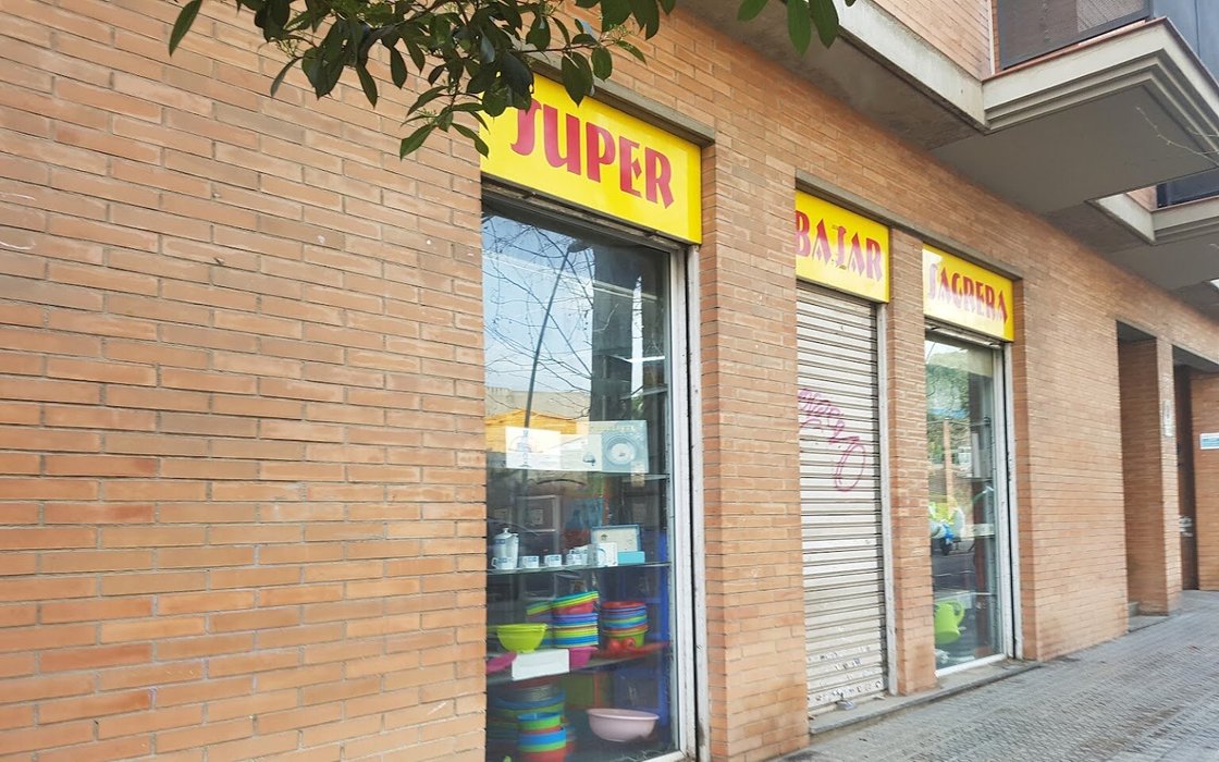 super-bazar-sagrera-en-barcelona-barcelona