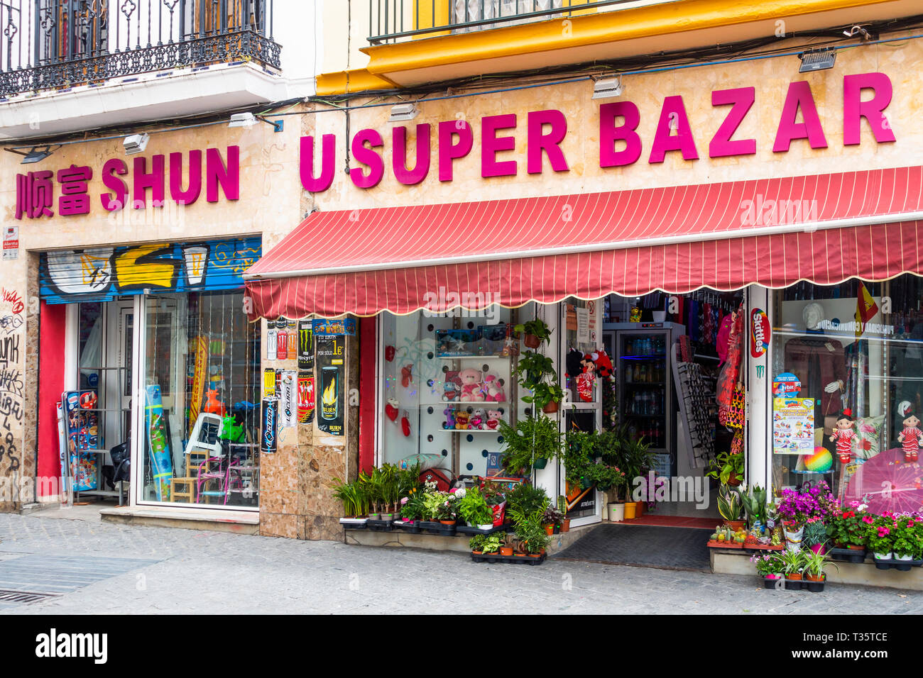 Super Bazar Xinyi en Gelves, Sevilla super-bazar-xinyi-en-gelves-sevilla